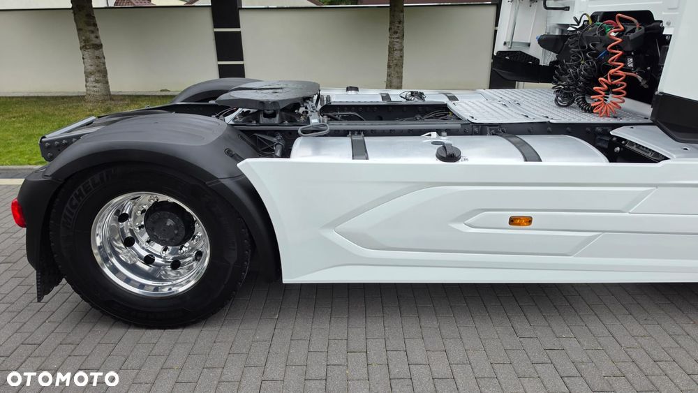 DAF DAF///XG///480///2024///JEDYNE  117TYŚ KM///FULL LED///VIRTUAL COCPIT///ALUMINIOWE///GWARANCJA/// FELGI///ZABUDOWY MIĘDZYOSIOWE///DUŻE ZBIORNIKI///STAN JAK NOWY. - 18