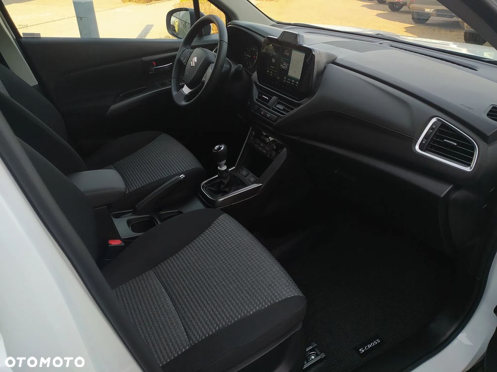 Suzuki S-Cross 1.4 BoosterJet mHEV Premium Plus SP - 24