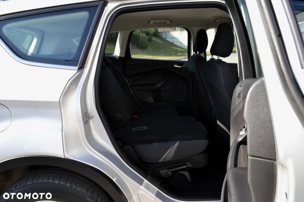 Ford Kuga 2.0 TDCi 4WD Trend - 13