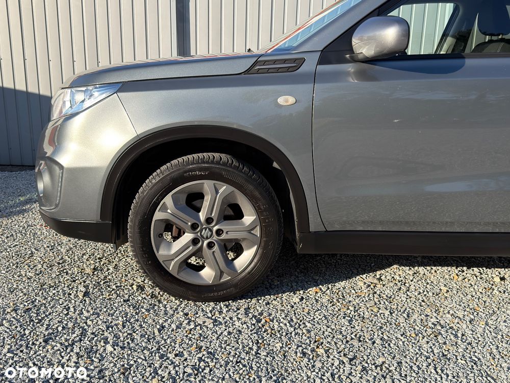 Suzuki Vitara - 26