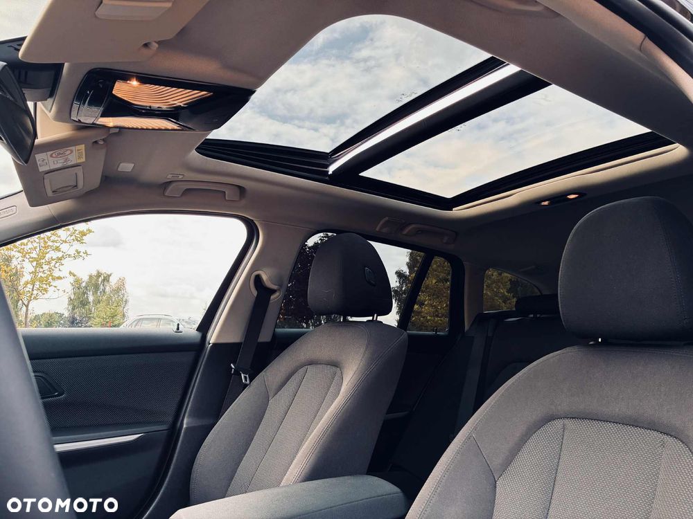 BMW Seria 3 320d - 10