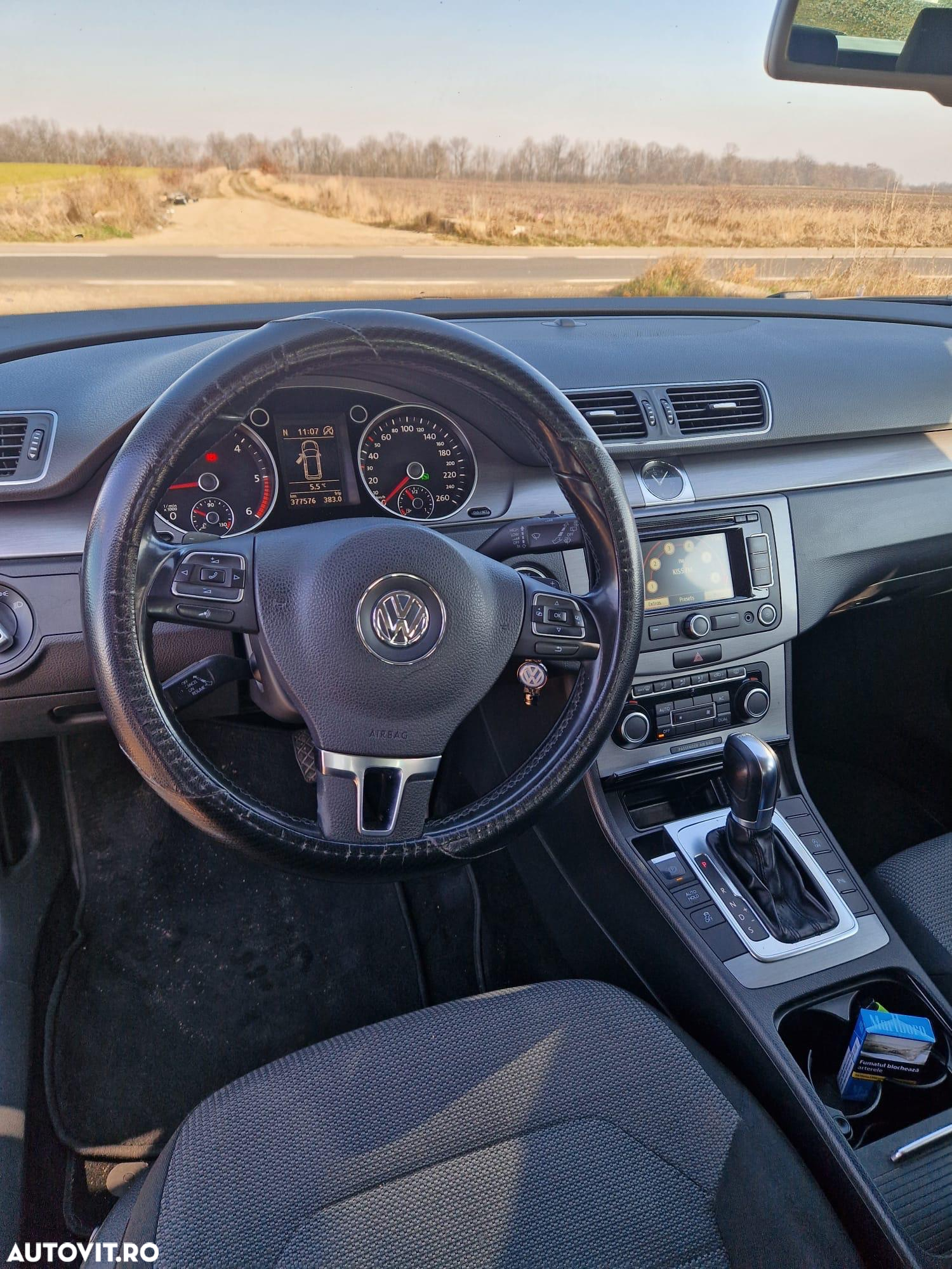 Volkswagen Passat Variant 2.0 TDI Blue TDI DSG Highline - 5