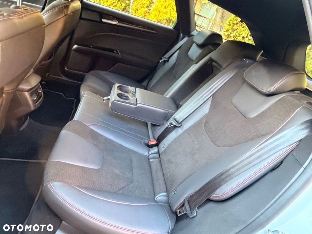 Ford Mondeo - 24