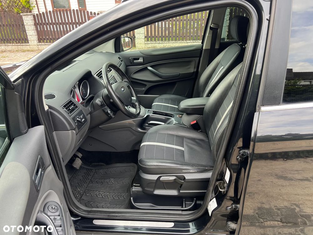 Ford Kuga - 18