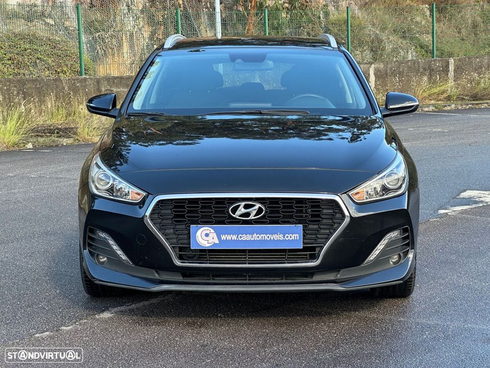 Hyundai i30 SW 1.6 CRDi Style+Navi - 4