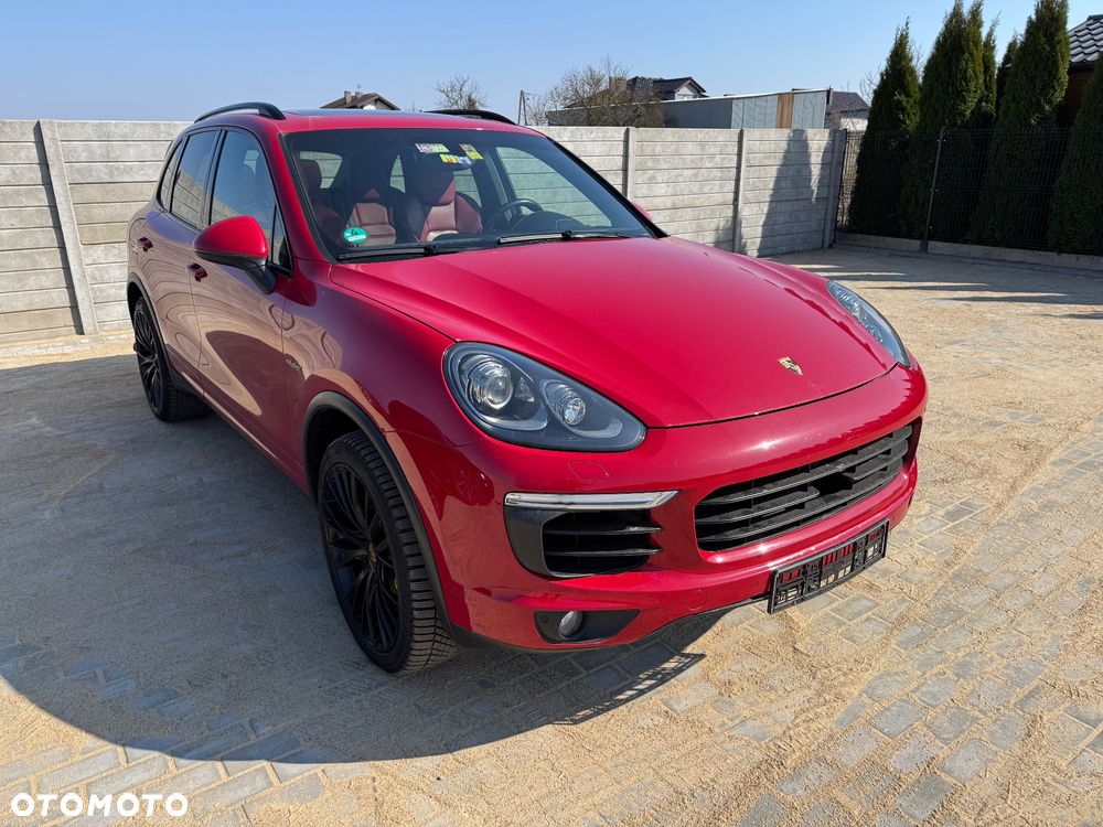 Porsche Cayenne S E-Hybrid - 2