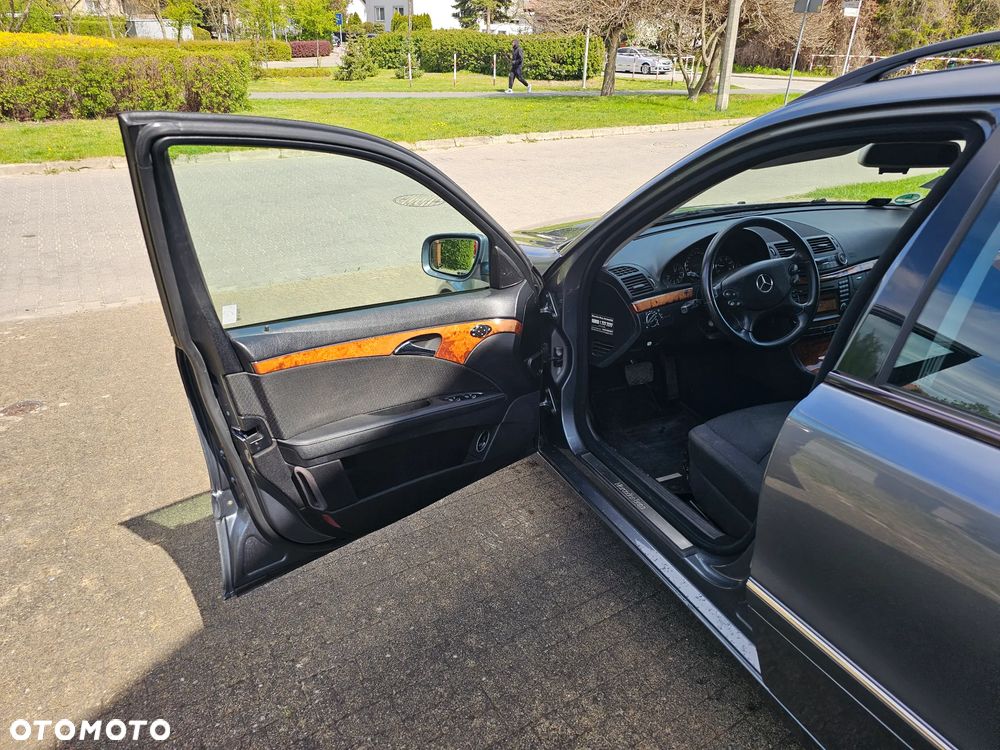 Mercedes-Benz Klasa E 220 CDI Automatik Avantgarde - 9