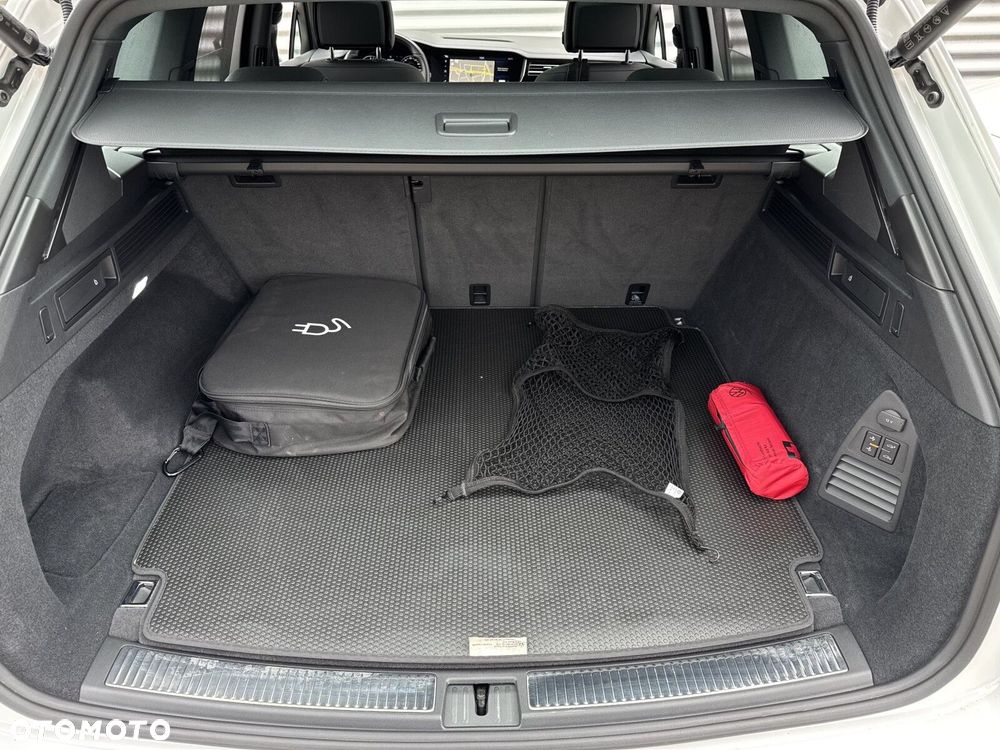 Volkswagen Touareg 3.0 V6 TFSI PHEV 340kW 4Motion R - 35
