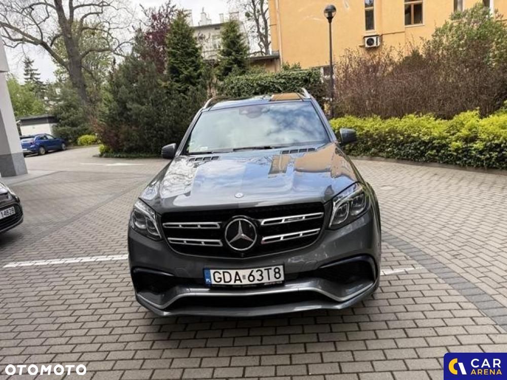 Mercedes-Benz GLS - 1