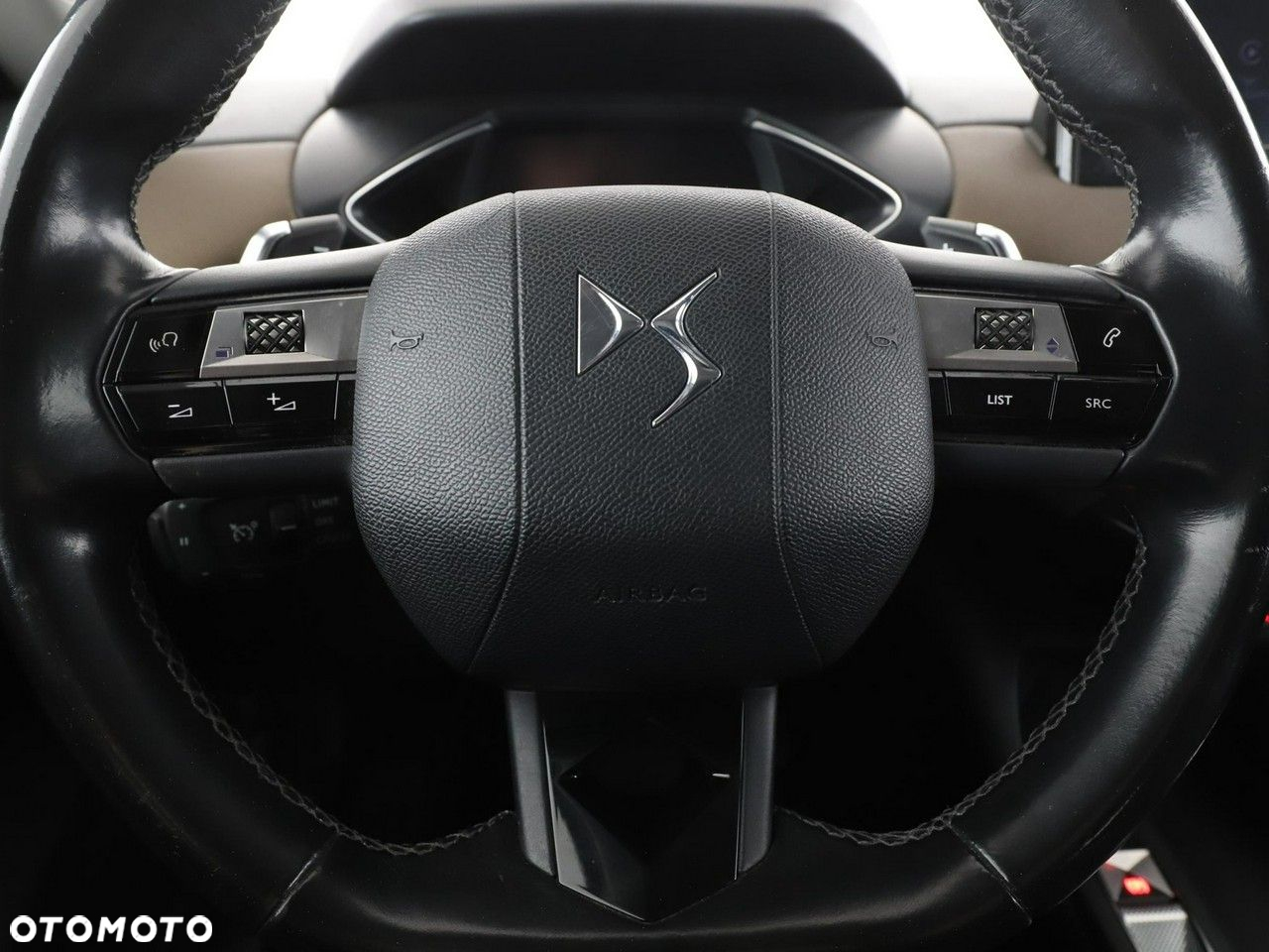 DS Automobiles DS 3 Crossback 1.2 PureTech So Chic - 21