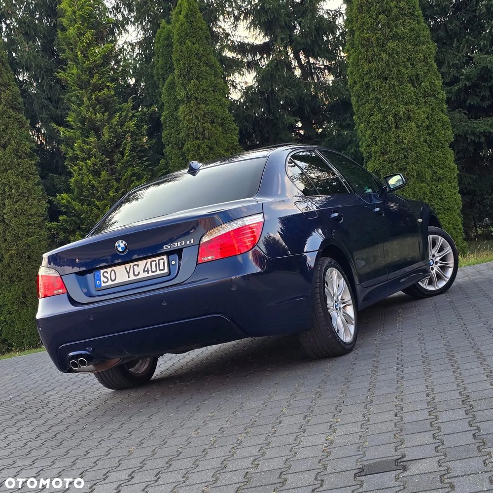 BMW Seria 5 530d Sport-Aut Edition Sport - 8