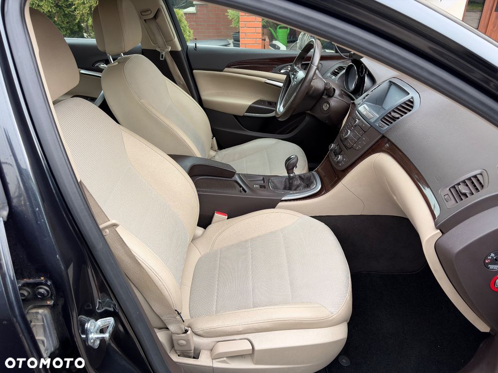 Opel Insignia 2.0 CDTI Cosmo - 17