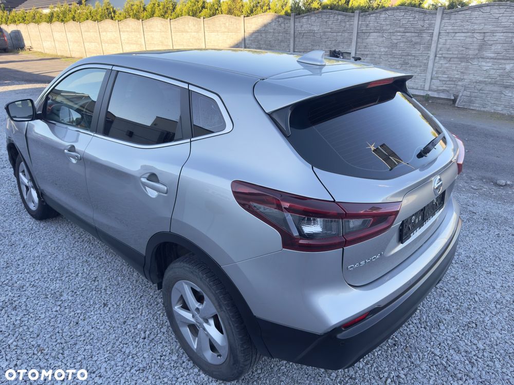 Nissan Qashqai 1.5 dCi N-Connecta - 21