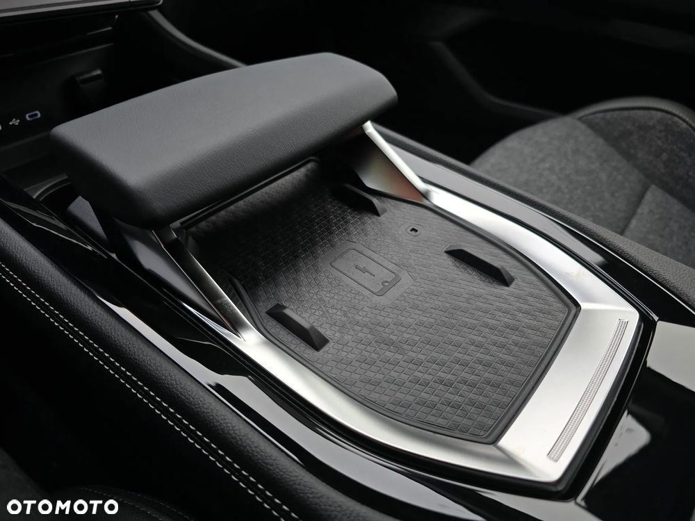 Renault Rafale 1.2 E-Tech Full Hybrid 200 Techno MMT - 31