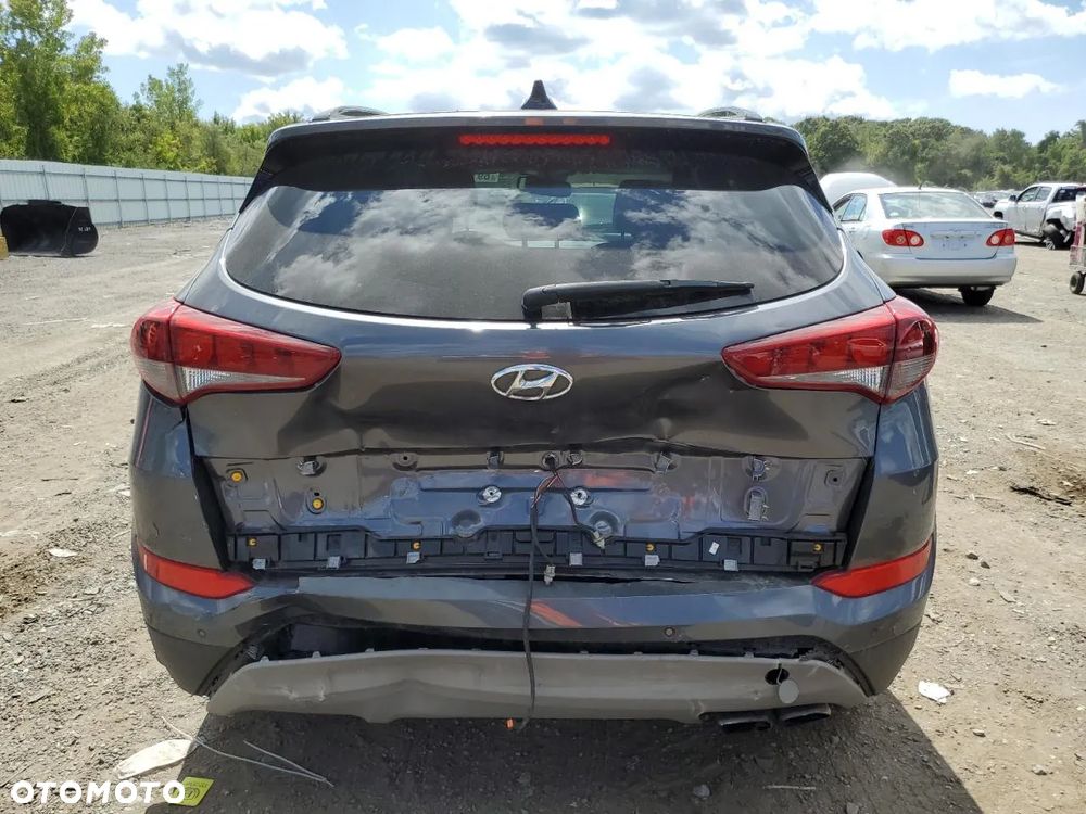 Hyundai Tucson 1.6 T-GDI Style 4WD DCT - 6