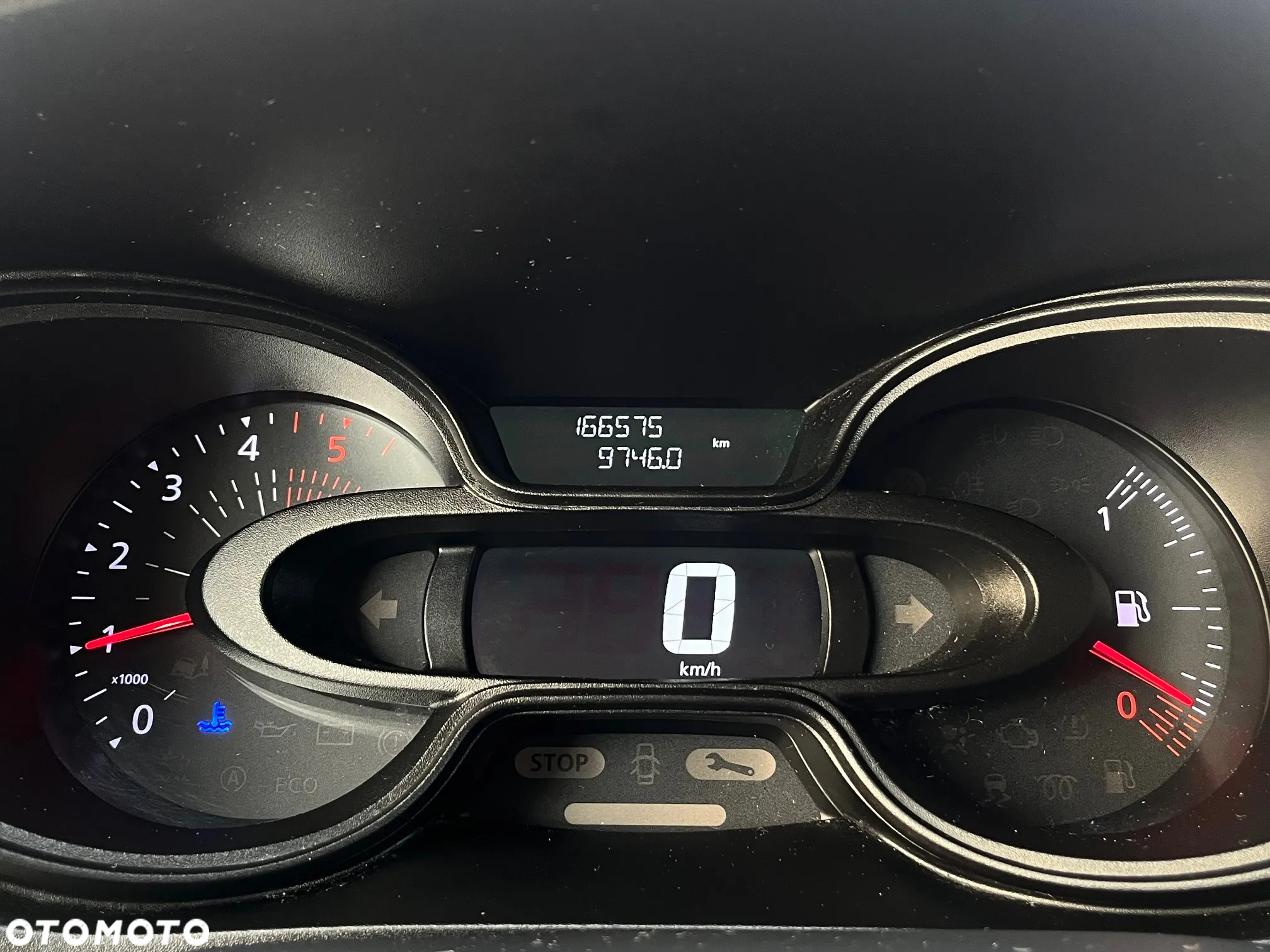 Renault Trafic - 23
