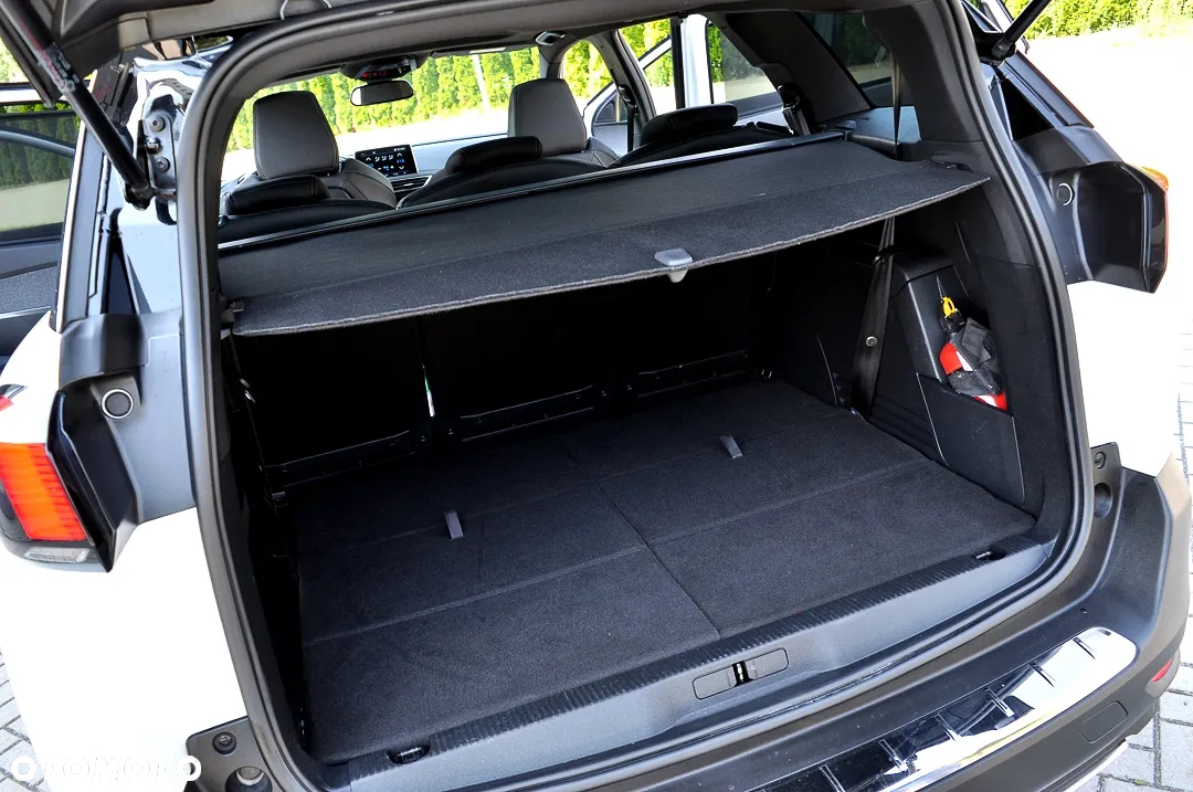 Peugeot 5008 1.5 BlueHDI Active S&S EAT8 - 33