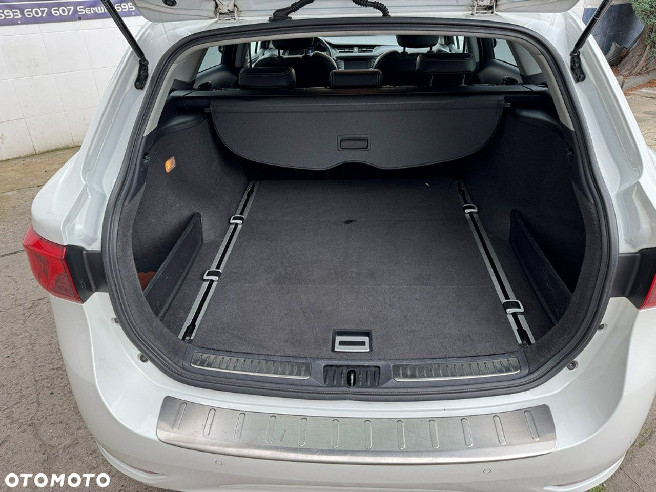 Toyota Avensis - 20