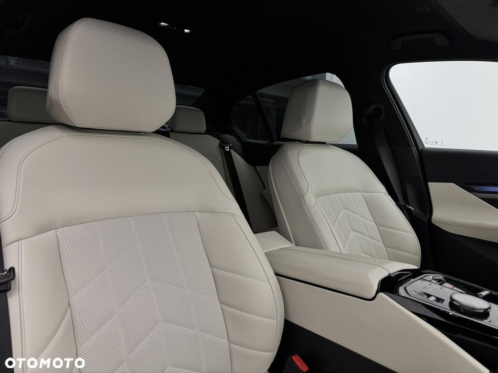 BMW Seria 5 - 27