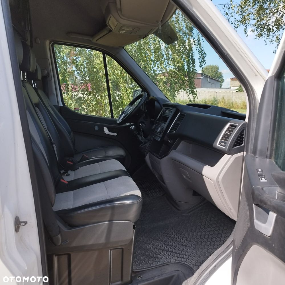 Hyundai H350 - 13