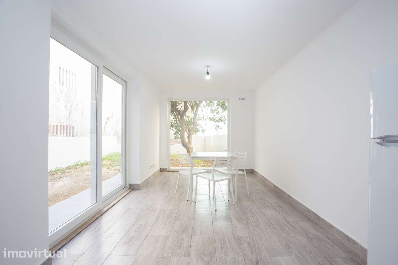 Apartamento para Arrendar, com Jardim Privativo, em Campolide. - Grande imagem: 2/18