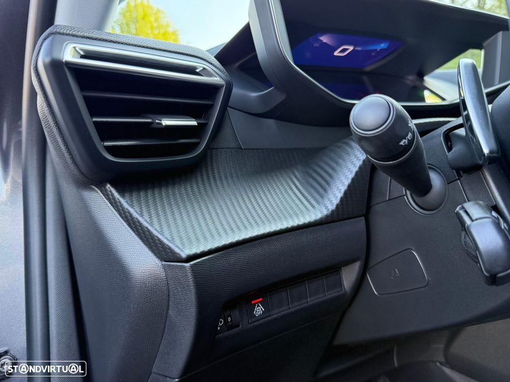 Peugeot 2008 1.2 PureTech Allure Pack EAT8 - 13