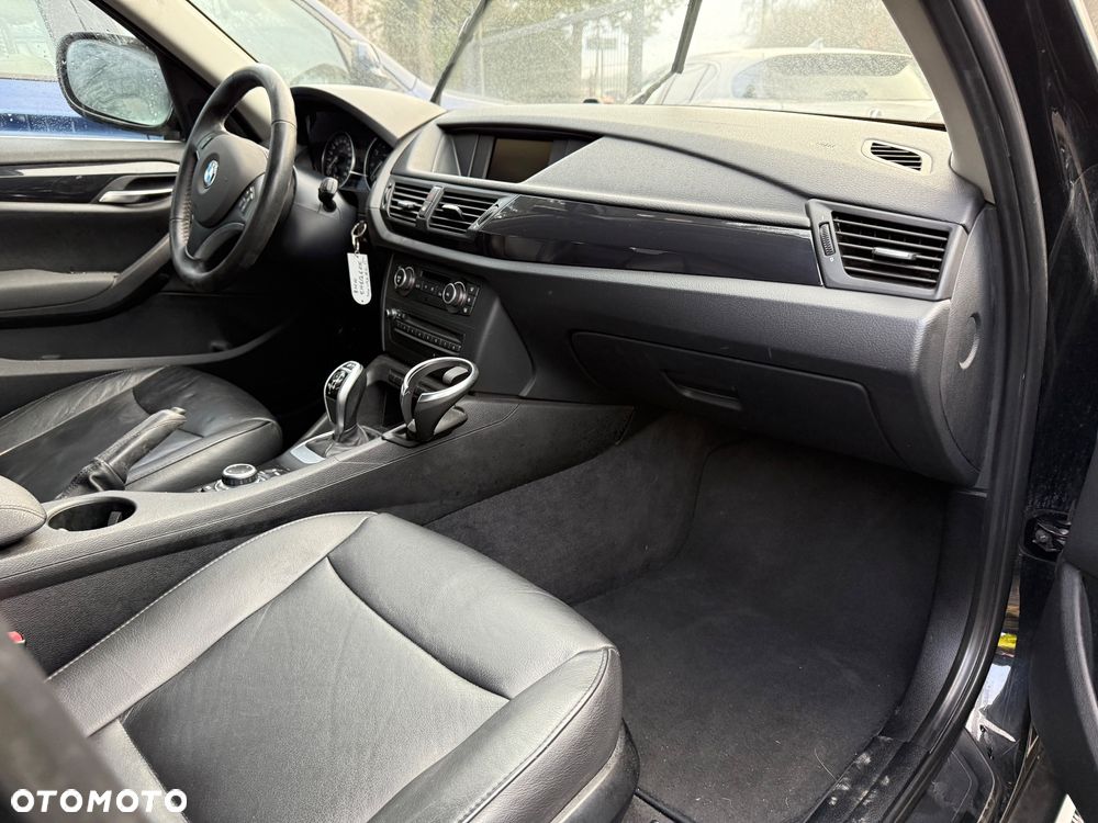 BMW X1 xDrive20i xLine - 13