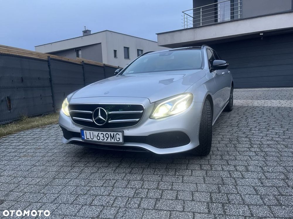 Mercedes-Benz Klasa E 220 d 9G-TRONIC - 1