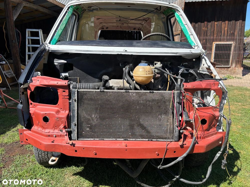 Volkswagen Transporter - 3
