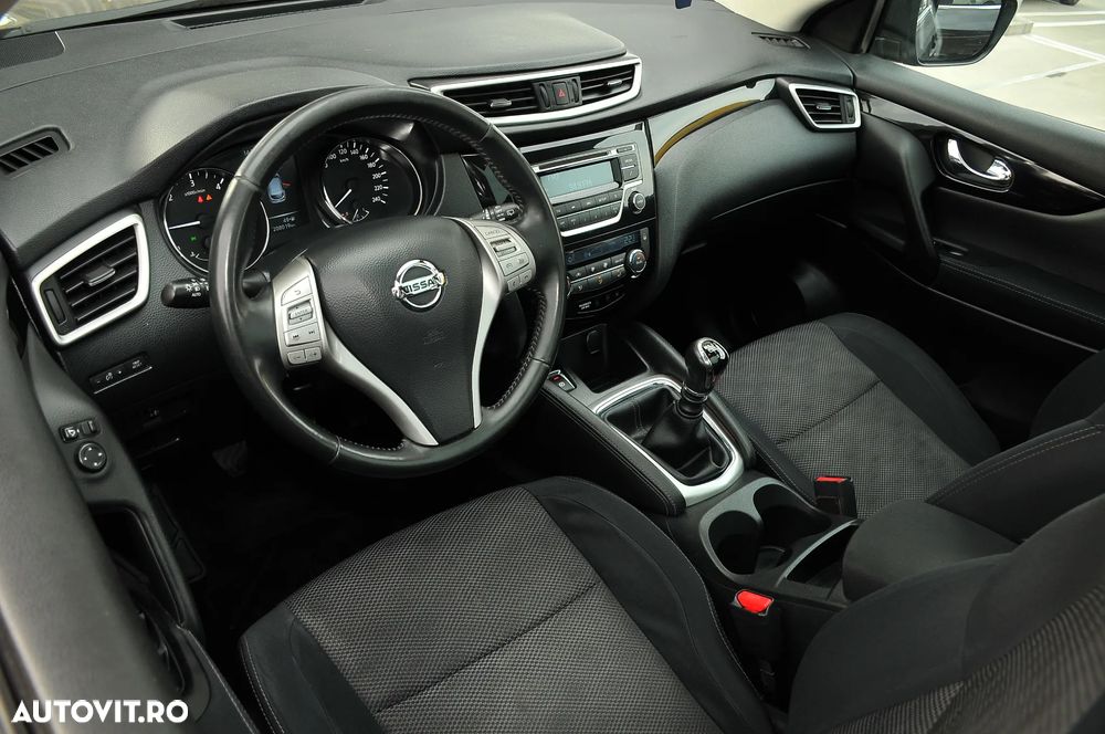 Nissan Qashqai 1.5 DCI N-Connecta - 13