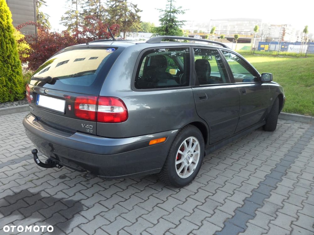 Volvo V40 1.9D - 16