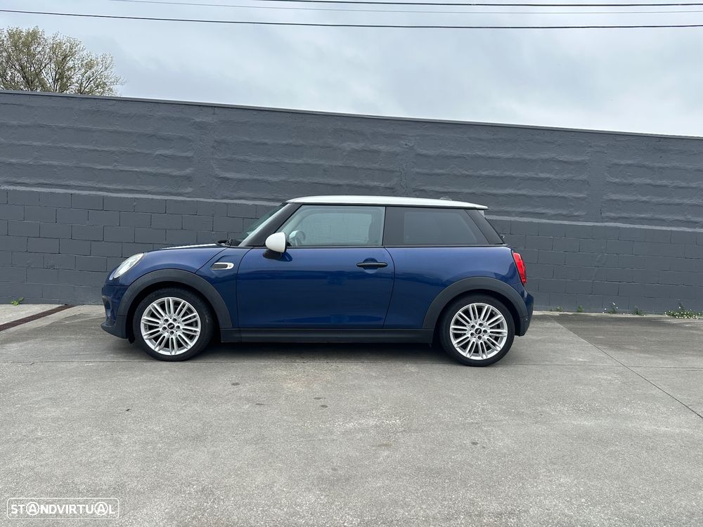 MINI 3 Portas Cooper D - 5