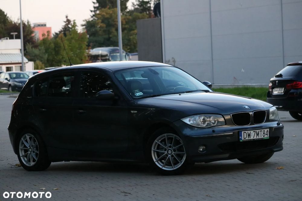 BMW Seria 1 120i - 21
