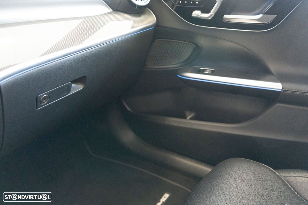 Mercedes-Benz C 300 e 9G-TRONIC AMG Line Advanced - 21