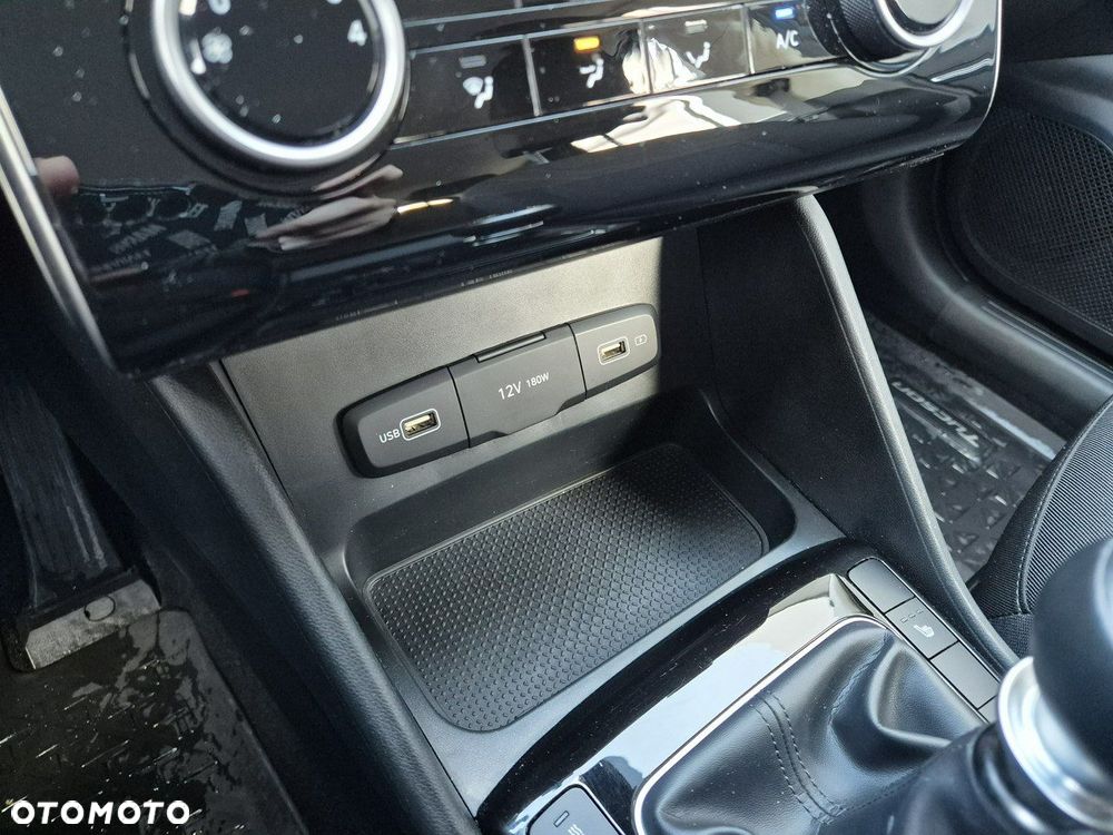 Hyundai Tucson 1.6 T-GDi Modern 2WD - 22