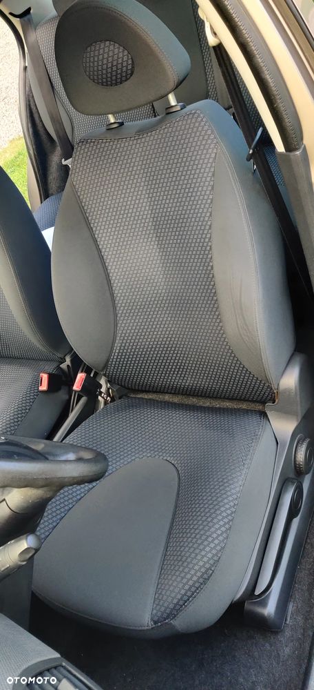 Nissan Micra 1.2 Visia AC/CD - 29