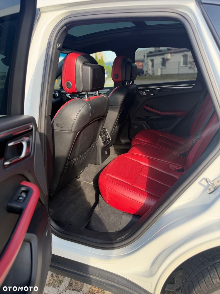 Porsche Macan - 17