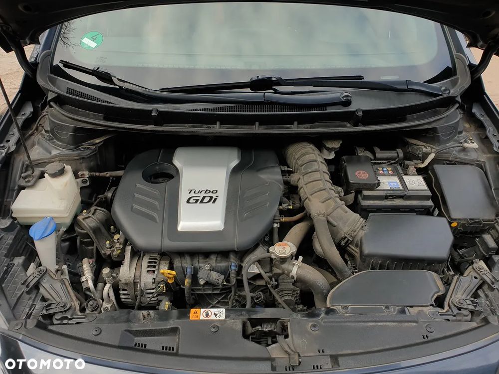 Hyundai i30 1.6 T GDI Turbo - 33