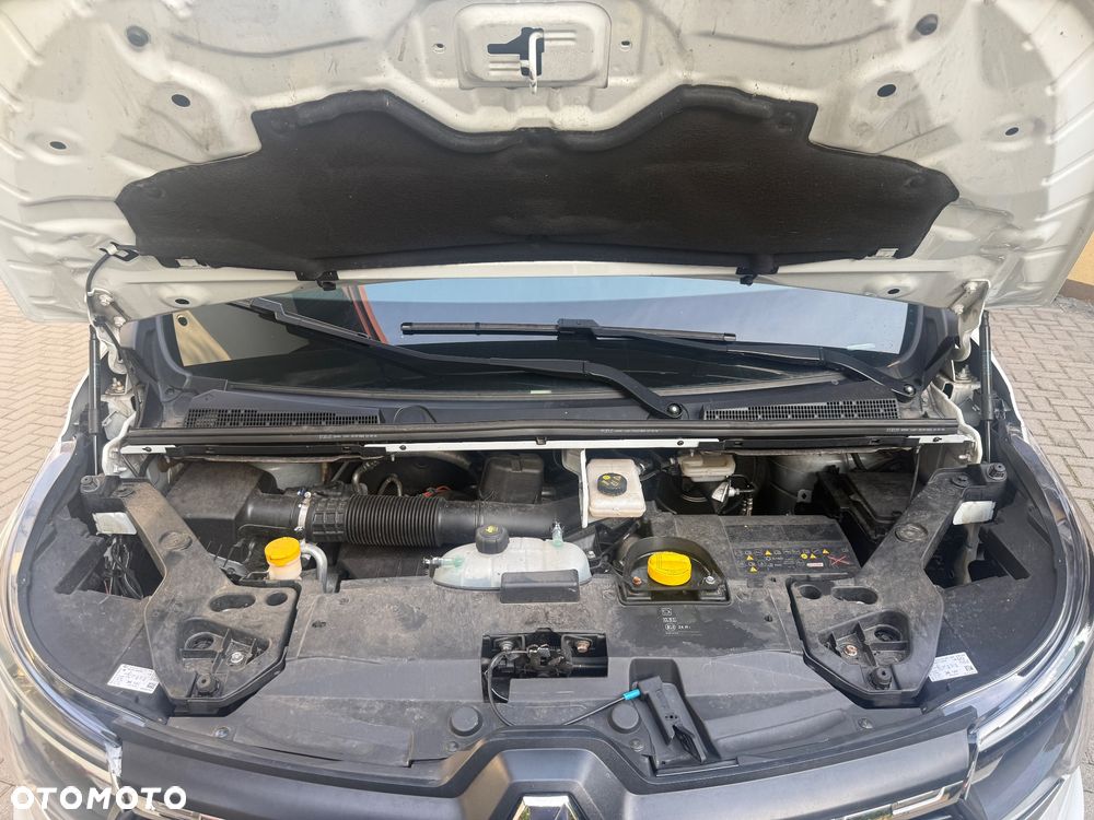Renault Trafic - 18