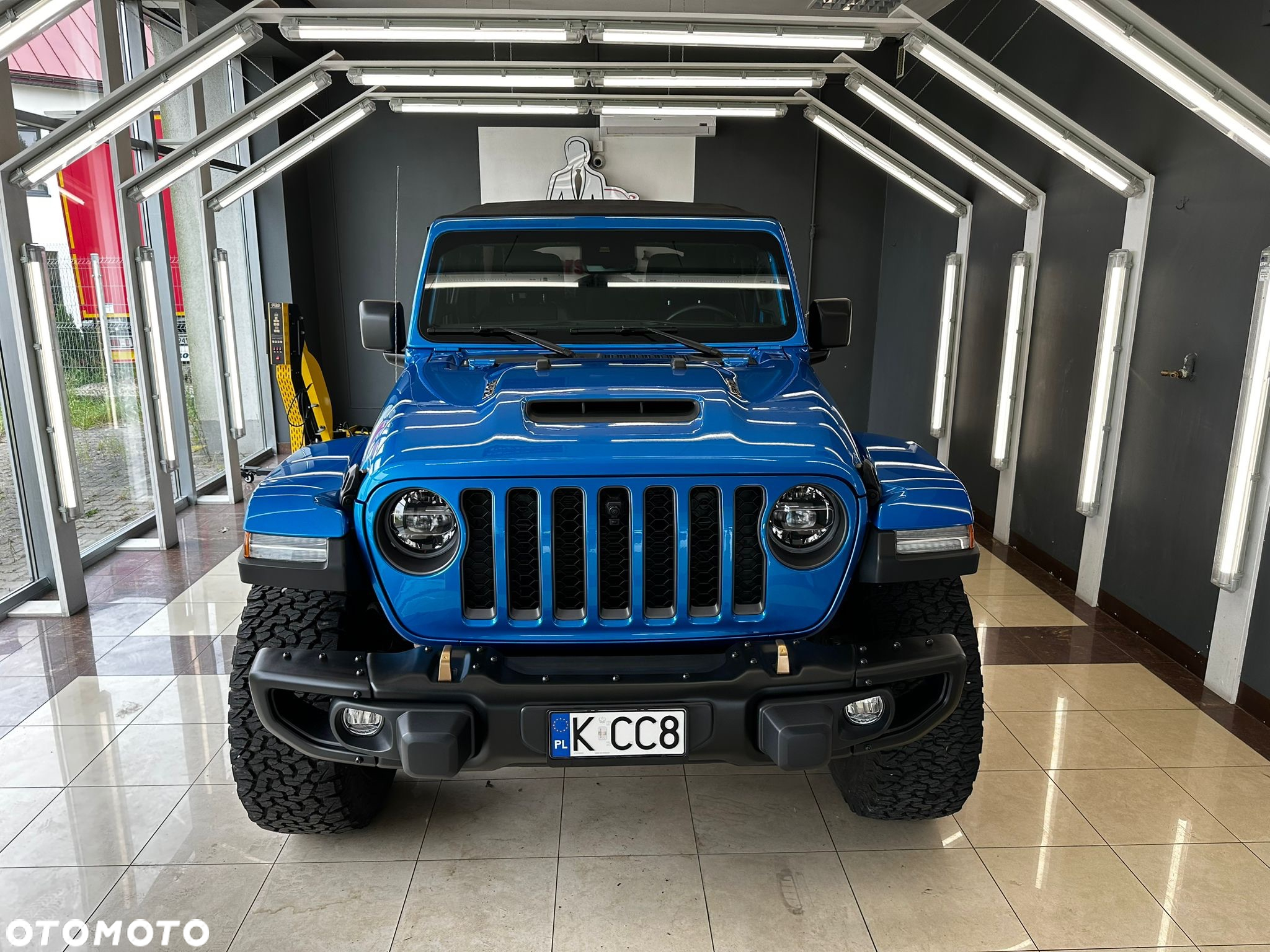 Jeep Wrangler - 4