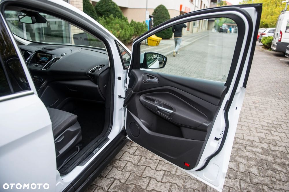 Ford C-MAX 2.0 TDCi Start-Stop-System Titanium - 22