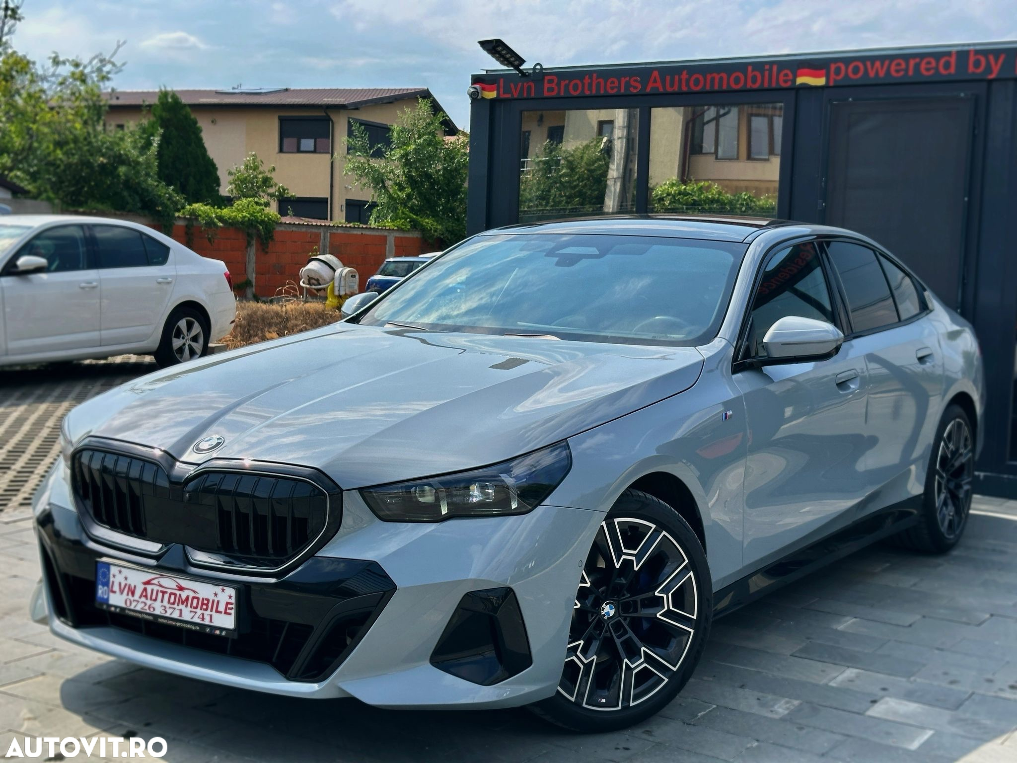 BMW Seria 5 520d xDrive AT MHEV - 2