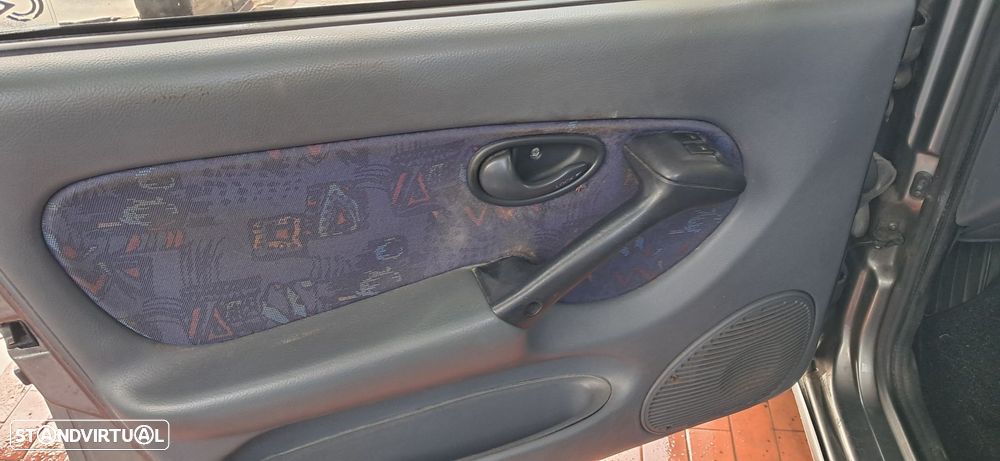 Fiat Palio Weekend 75 - 4