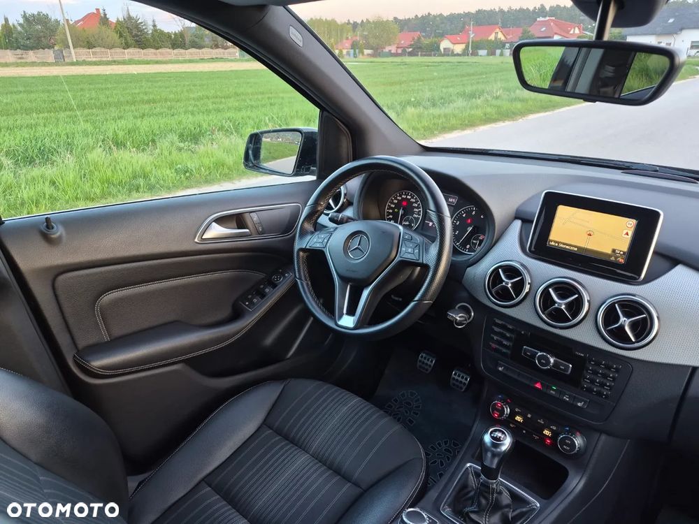 Mercedes-Benz Klasa B 200 BlueEFFICIENCY Edition 1 - 4