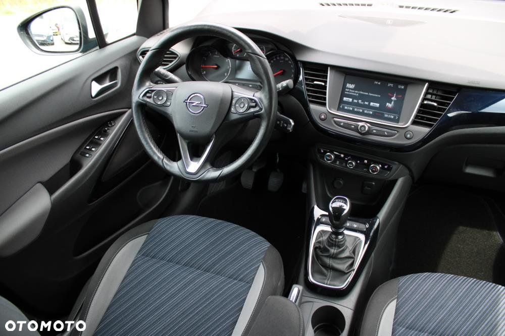Opel Crossland X - 18