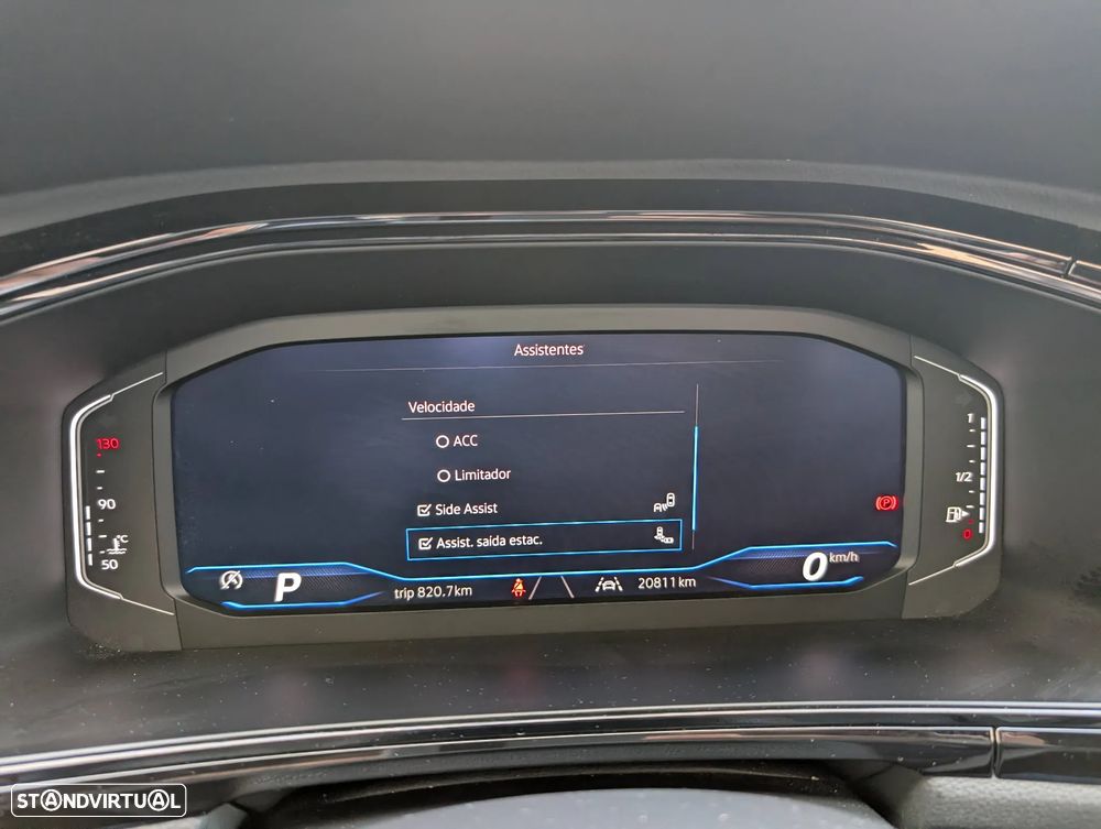 VW T-Roc 2.0 TDI R-Line DSG - 19