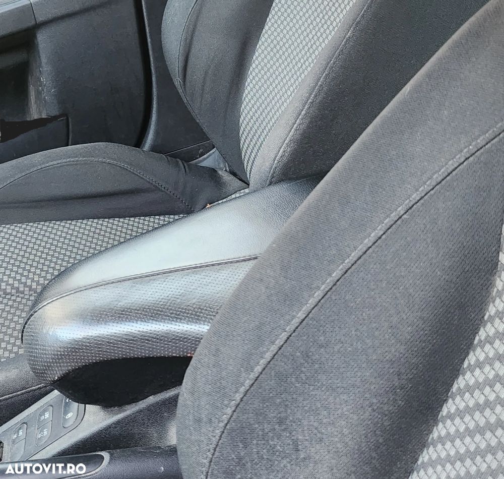 Seat Leon 1.9 TDI DPF Ecomotive Style - 8