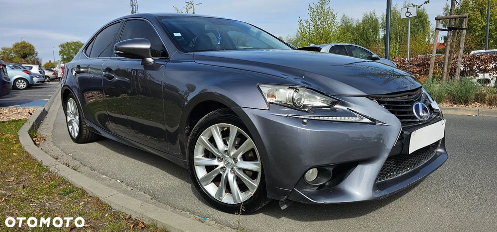 Lexus IS 300h Elegance - 2