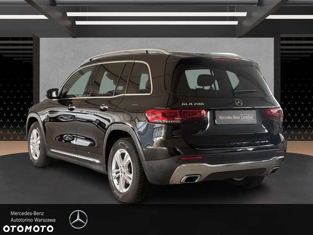 Mercedes-Benz GLB - 4