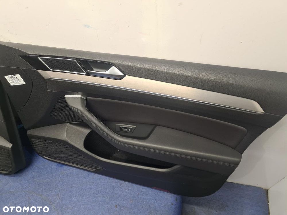 VOLKSWAGEN PASSAT B8 KOMBI TAPICERKA KOMPLET TITANSCHWARZ - 8